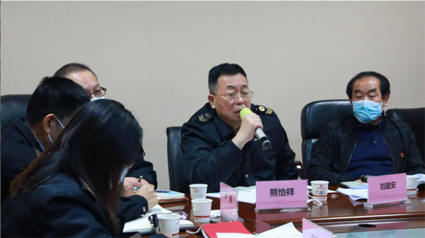 武漢市衛(wèi)生計(jì)生執(zhí)法督察總隊(duì)第三黨支部聯(lián)合武漢仁愛醫(yī)院黨支部開展主題黨日活動 !